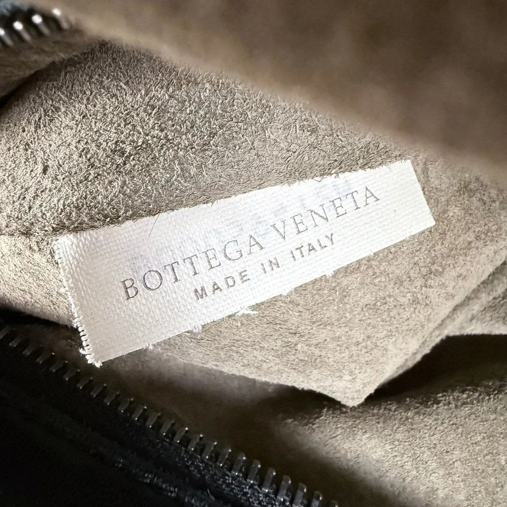 Bottega Veneta Intrecciato Tote Bag Convertible Large Black Woven Leather Italy